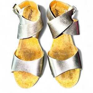 Metallic LUCKY BRAND Metallic Silver  Sandals

Size 38